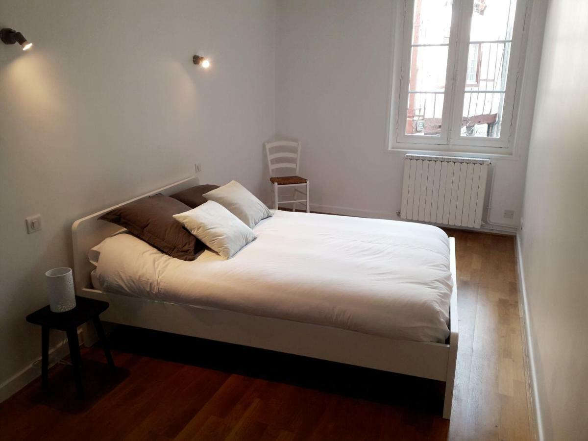 Appartement Au Coeur De Bayonne Sur Les Remparts Exteriör bild